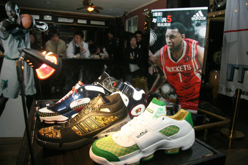 先守门前 先守门前