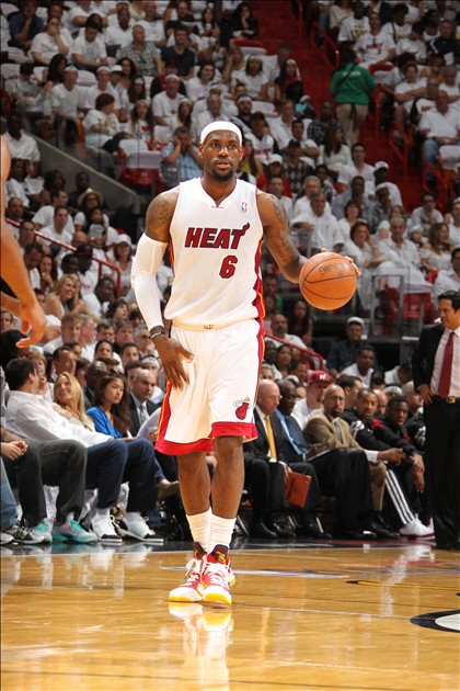 二发旋度更 二发旋度更