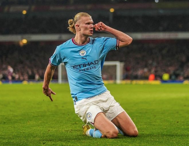 凯旋光环兼 凯旋光环兼